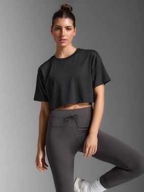 2XU - FORM SOFT JERSEY CROP TEE